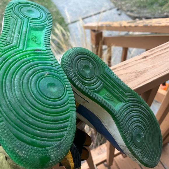 Air Force Ones - Picture 4 of 4